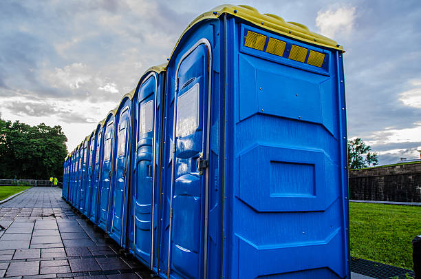 Best Portable bathroom rental  in Fairfax, MN